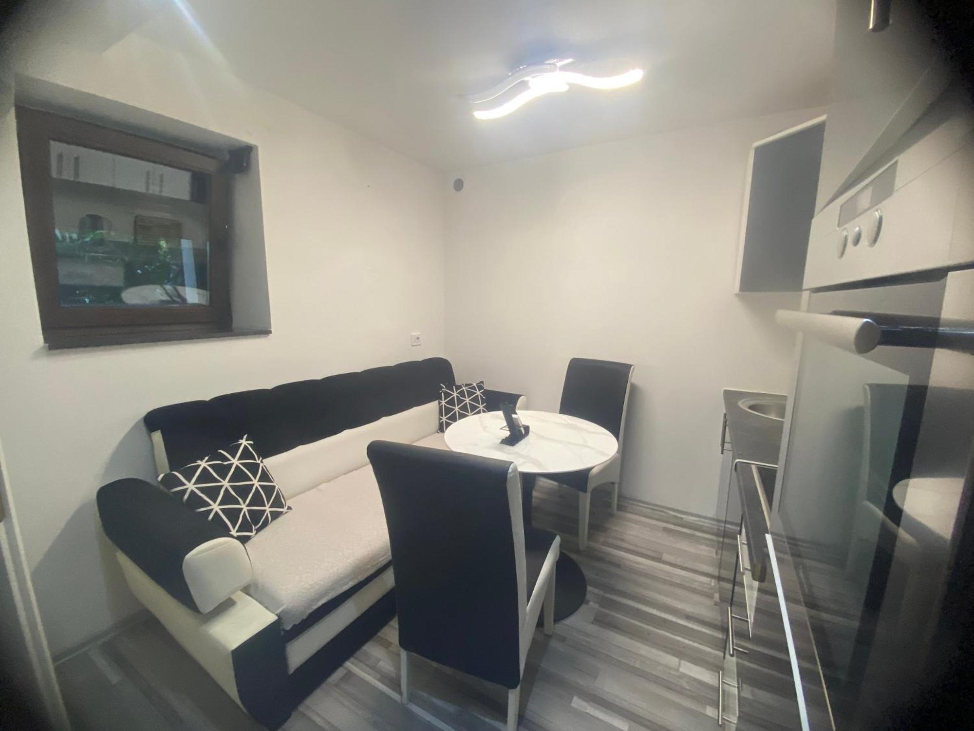 Апартаменти Apartma Emina Копер Екстер'єр фото